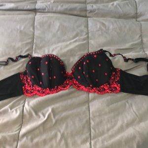 Women’s Demi bra size 40C